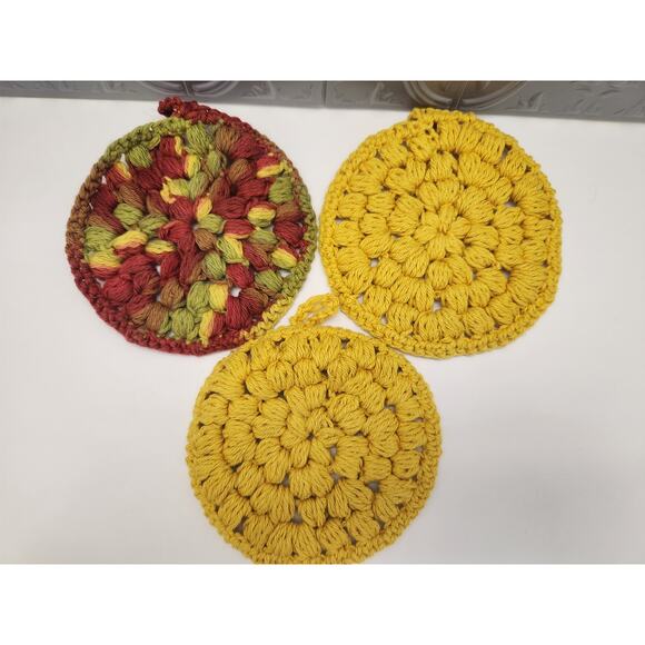 Hand made crochet bathroom set #2 - Picture 5 of 6